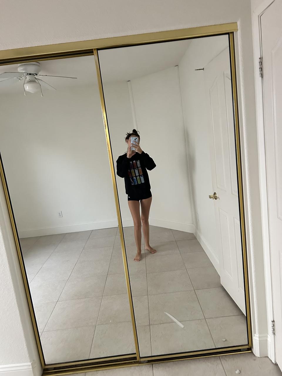 Profile photo 4 of 8