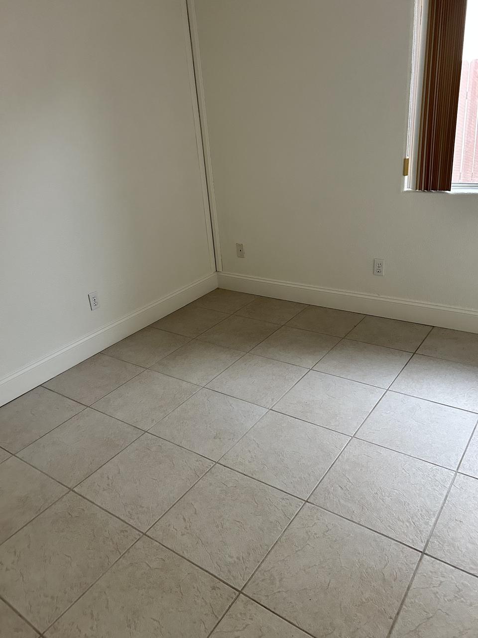 Profile photo 3 of 8