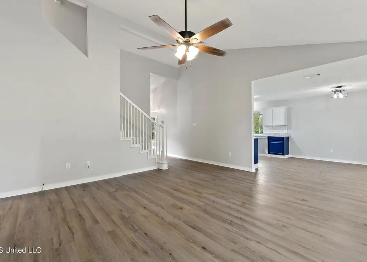 Profile photo 2 of 13