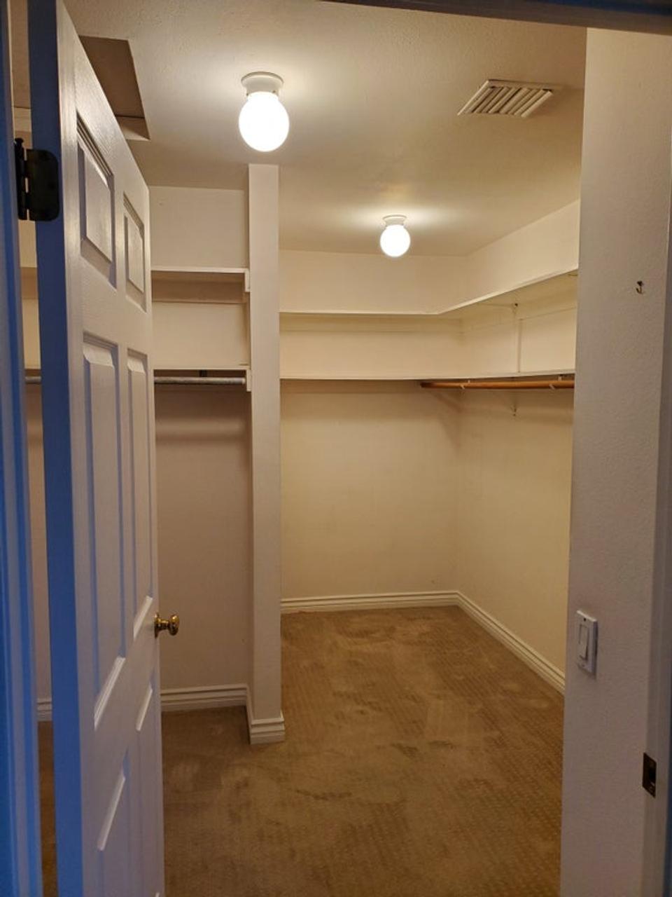 Profile photo 6 of 7