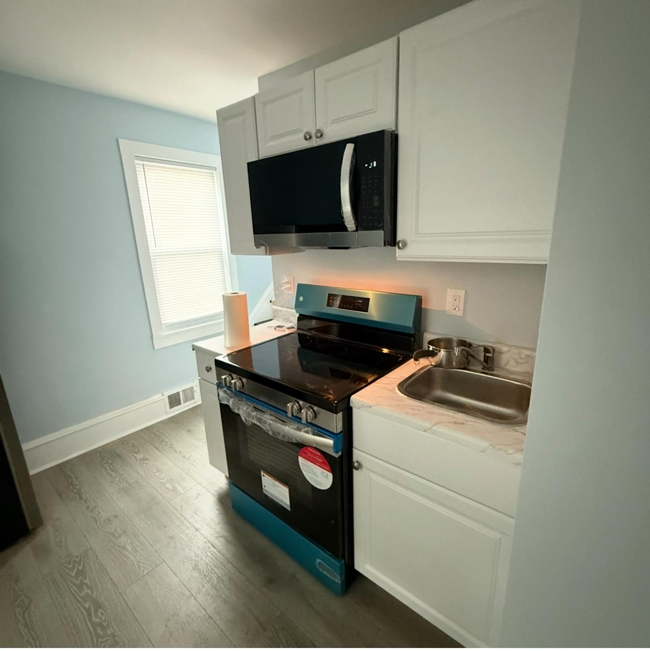 Profile photo 2 of 8