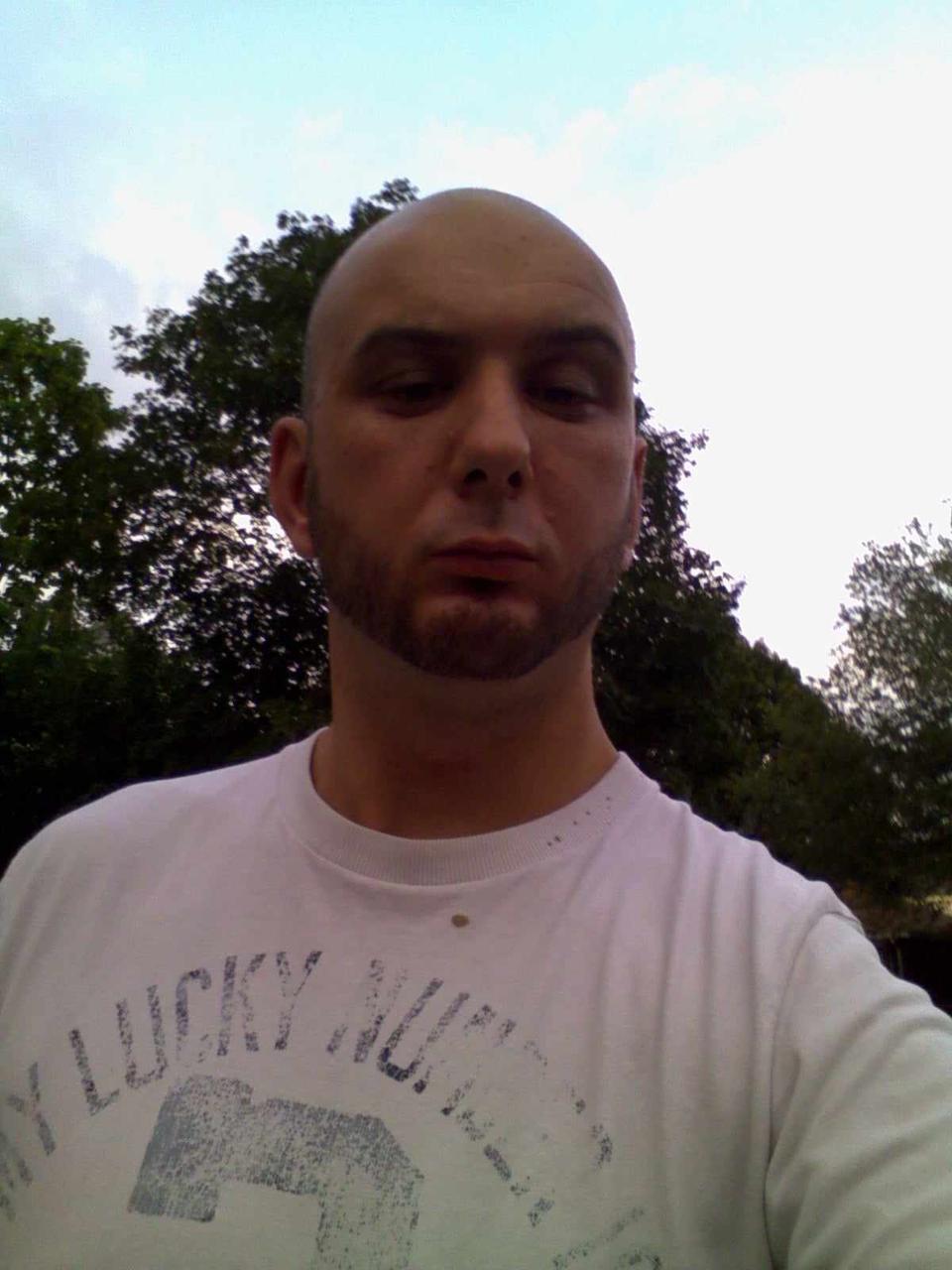 Profile photo 3 of 4