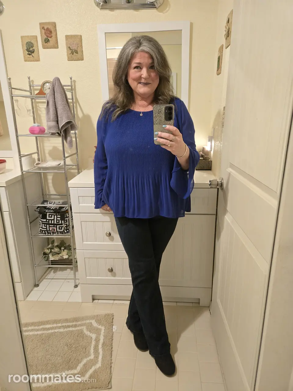 Profile photo 12 of 14