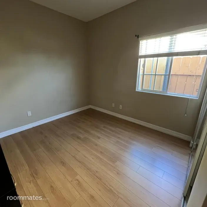 Room for rent in San Diego, CA $1350, house