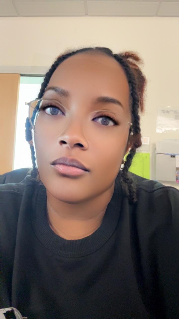 Profile photo 1 of 1