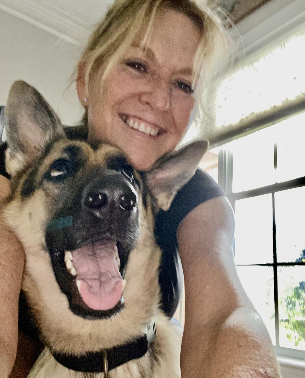 Profile photo 9 of 9