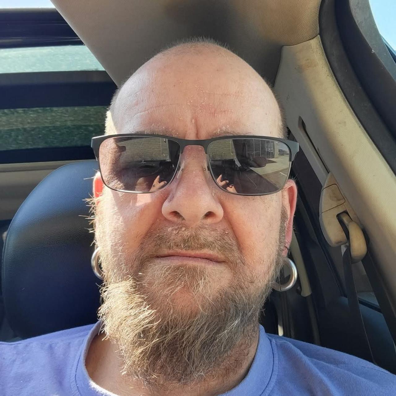 Profile photo 6 of 9