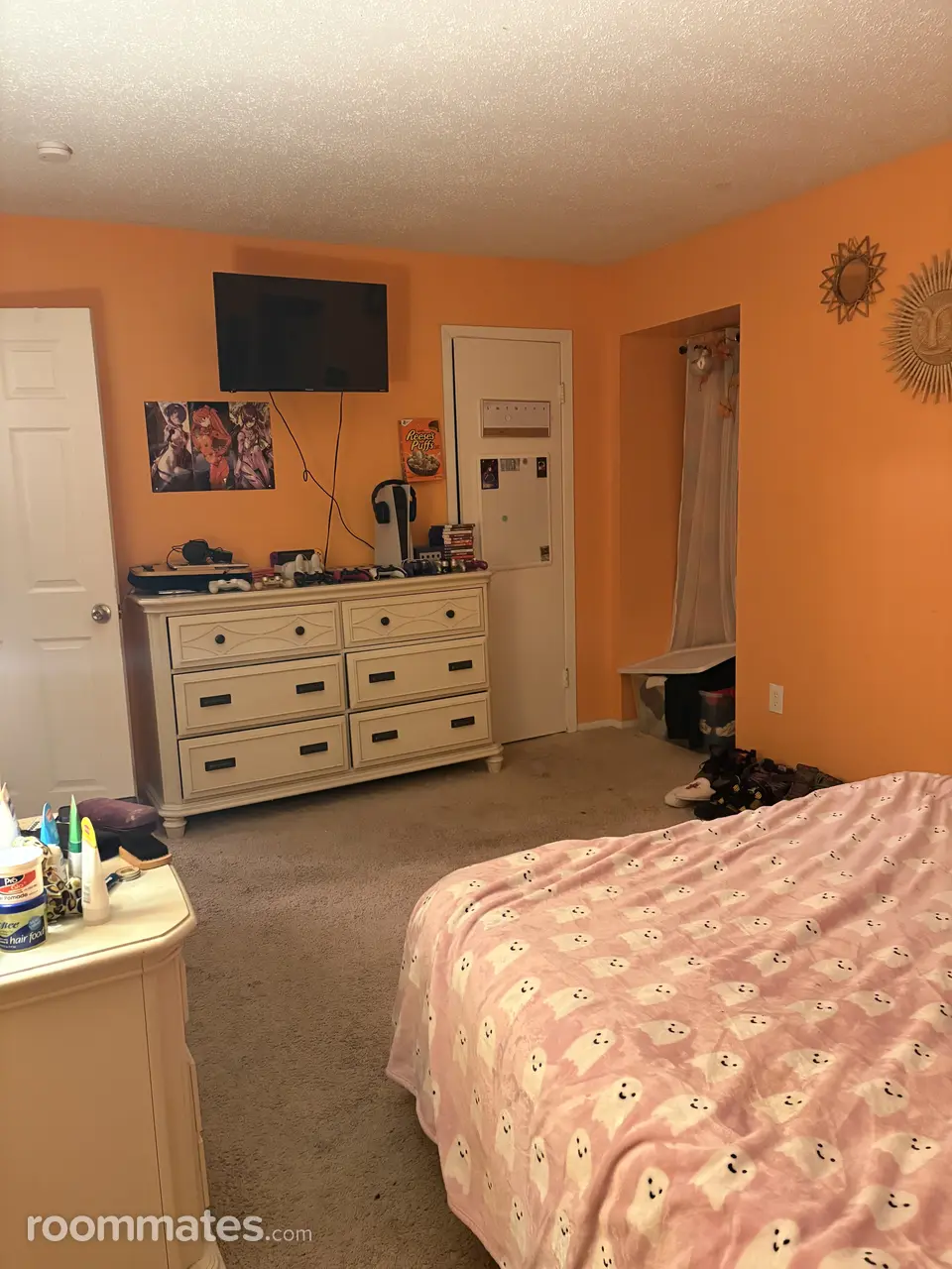 Profile photo 2 of 5