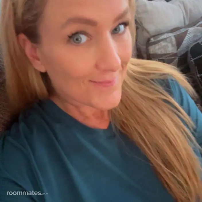 Roommate looking Torrance, CA, $1000