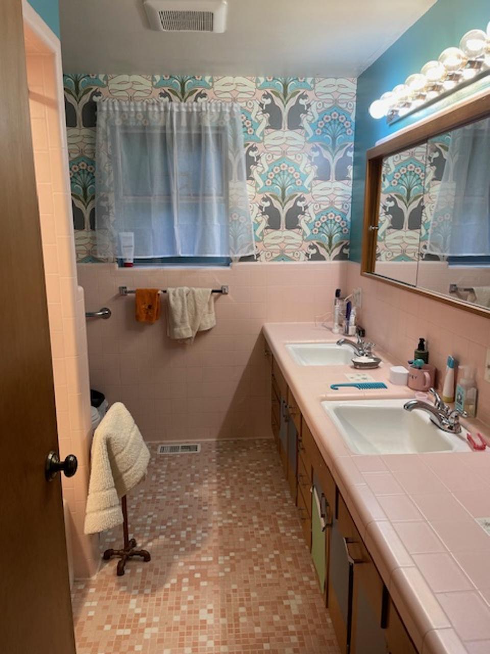 Profile photo 6 of 10