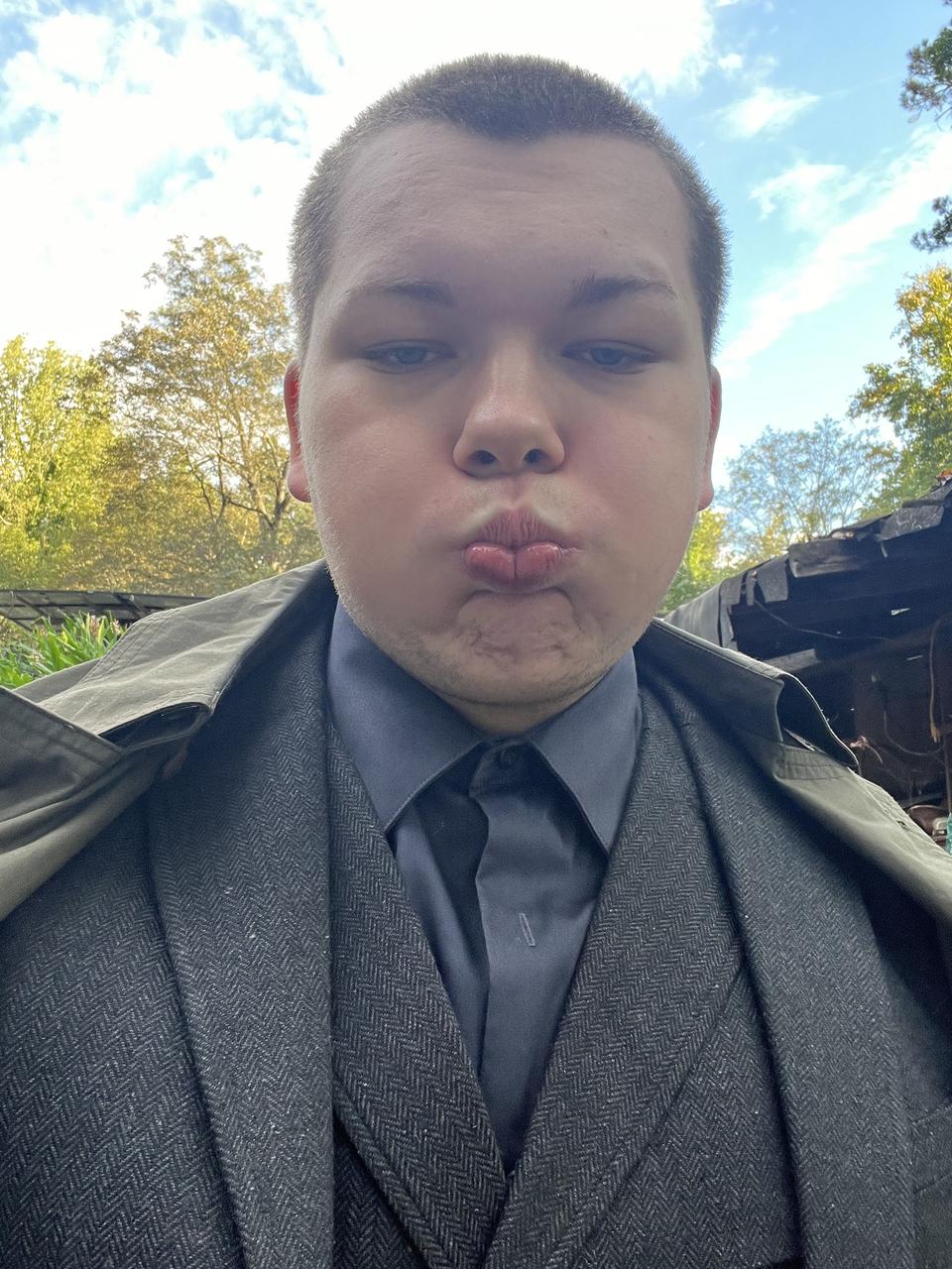 Profile photo 8 of 8