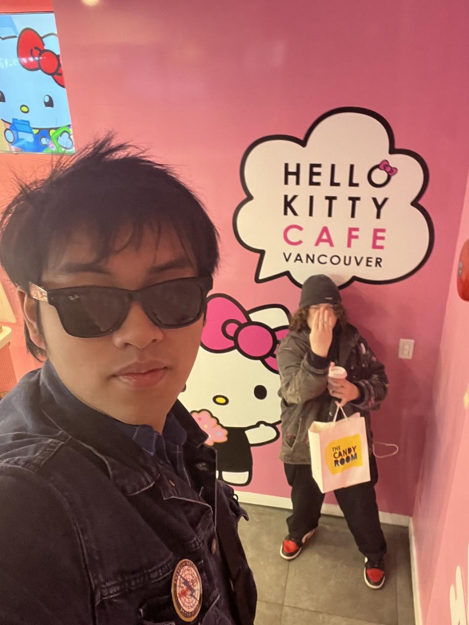 Profile photo 6 of 8