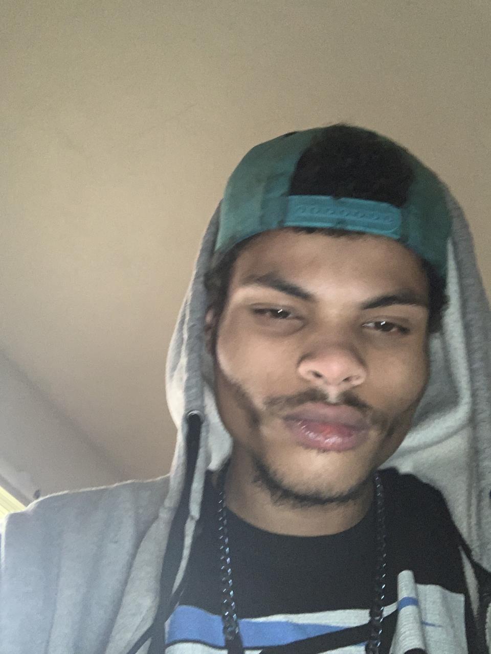 Profile photo 1 of 1