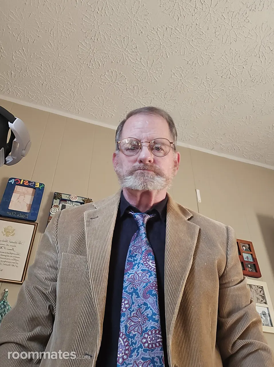 Profile photo 11 of 12