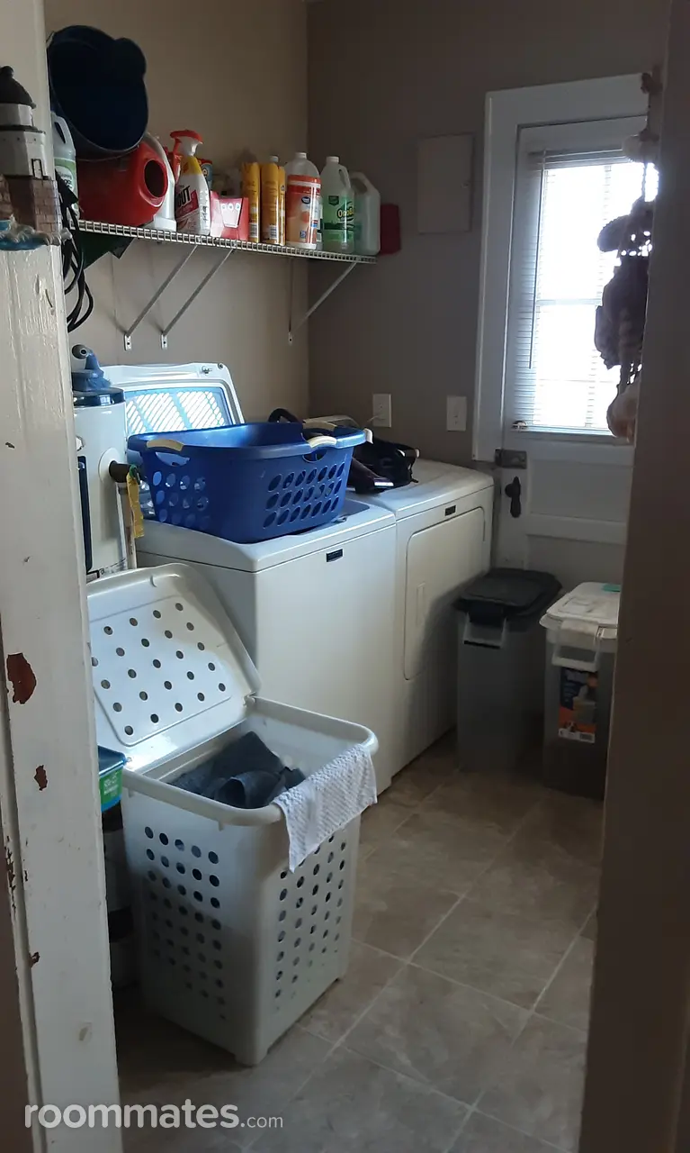 Profile photo 3 of 12