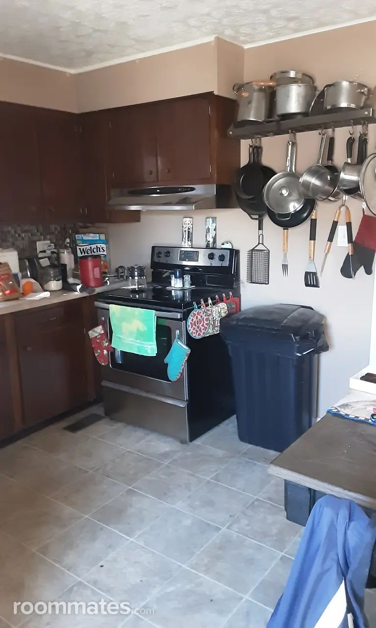 Profile photo 1 of 12