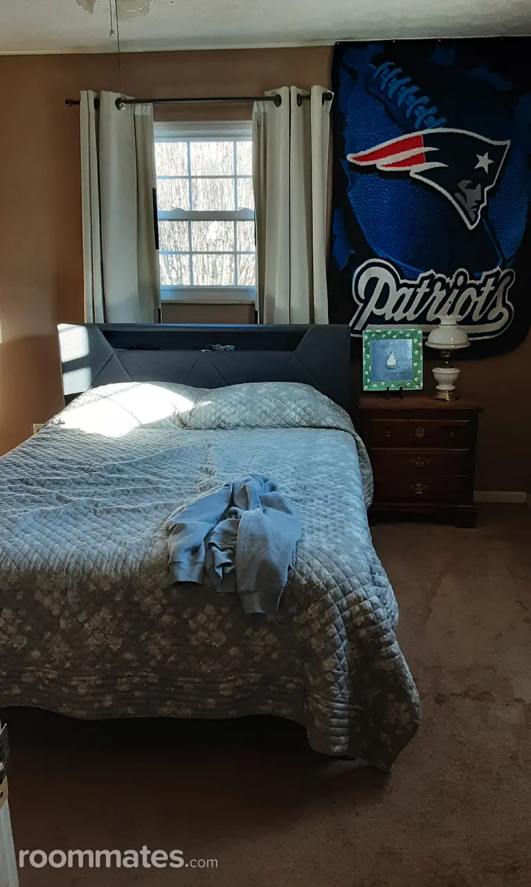 Profile photo 8 of 12