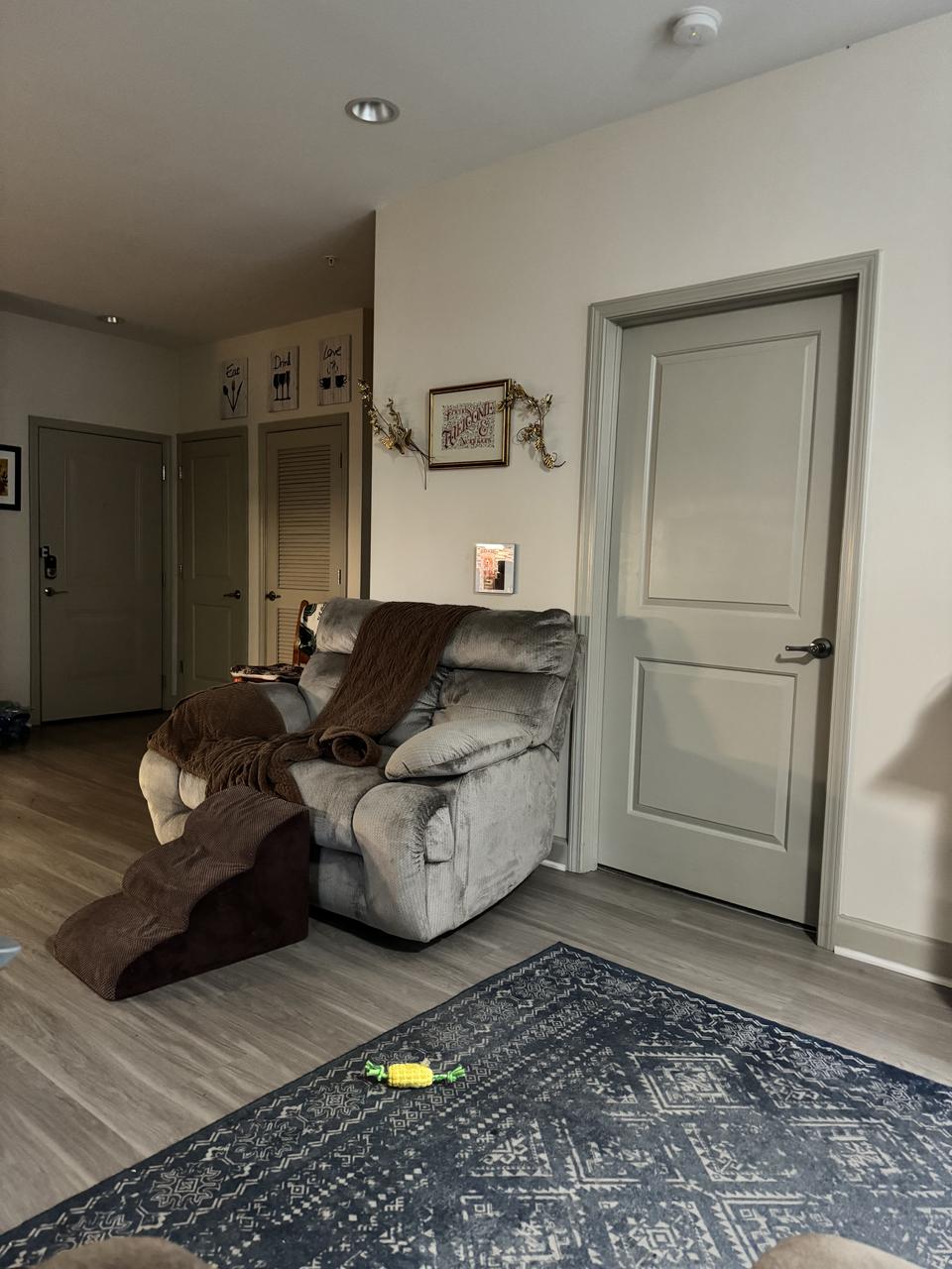 Profile photo 1 of 2