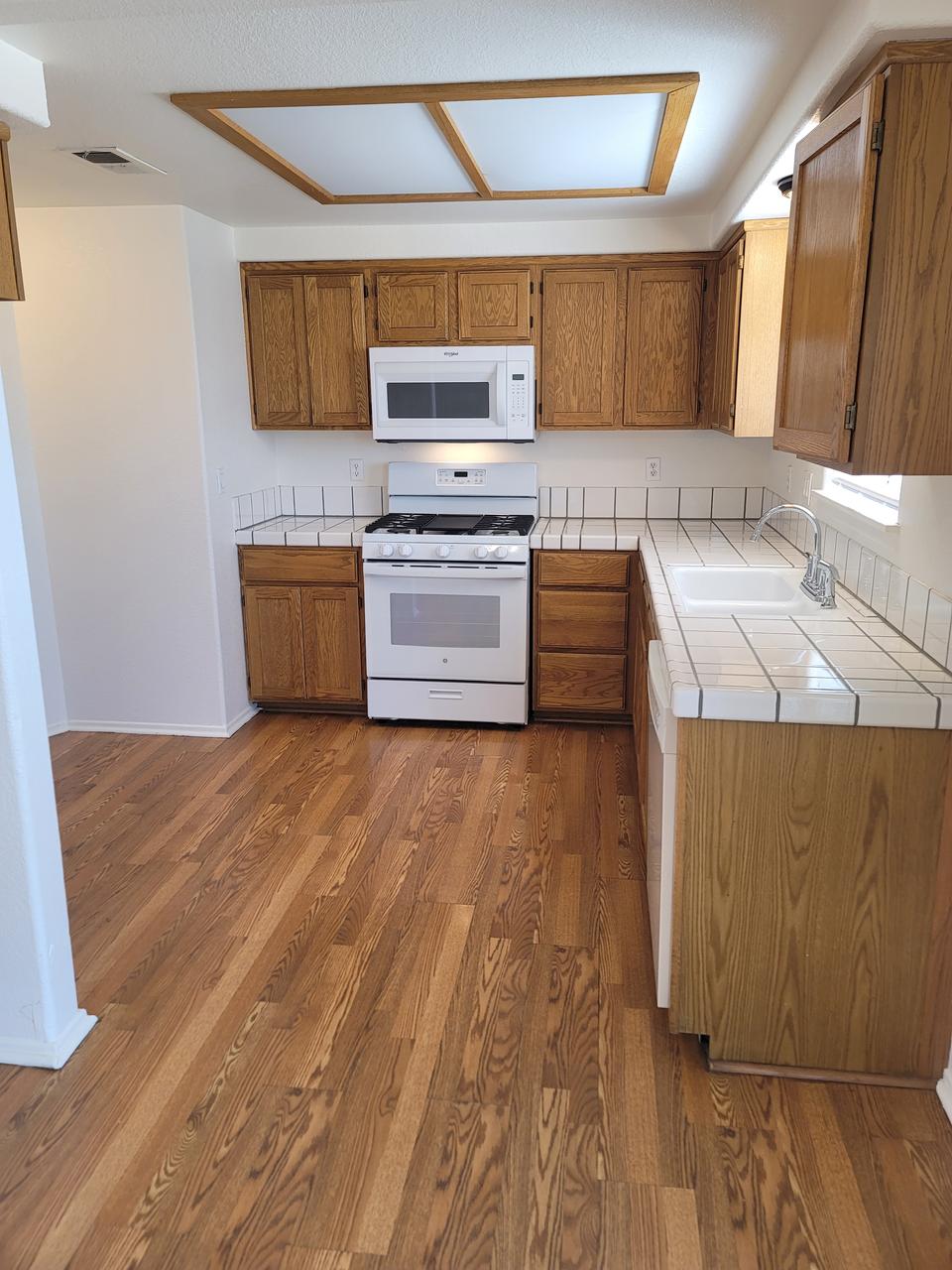 Profile photo 10 of 11