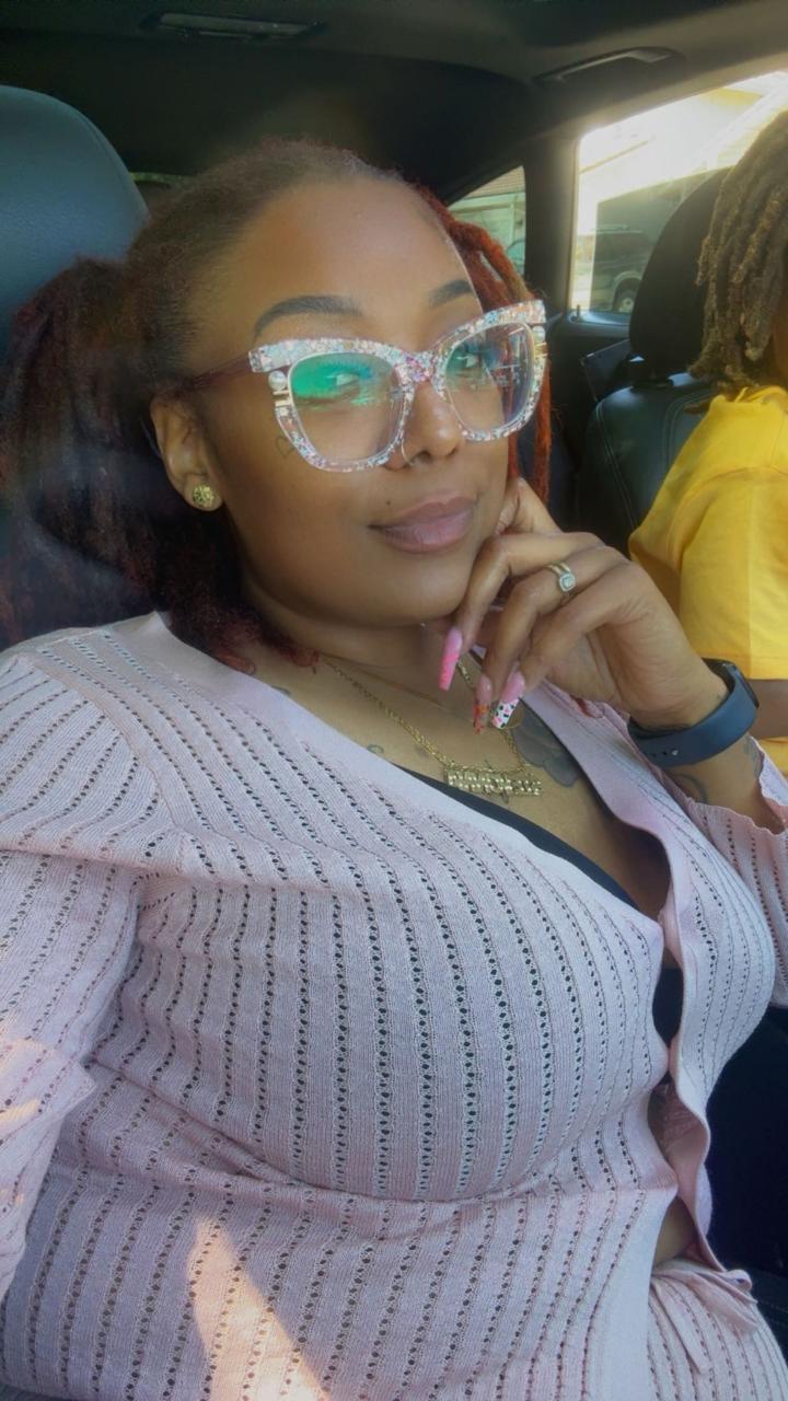 Profile photo 1 of 1