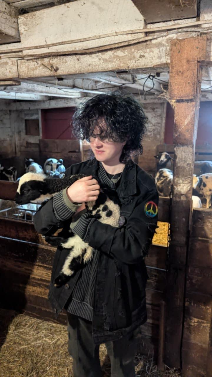 Profile photo 1 of 1