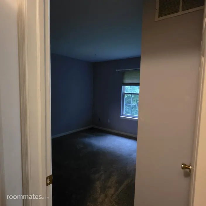 Room for rent in Coatesville, PA $900, townhouse