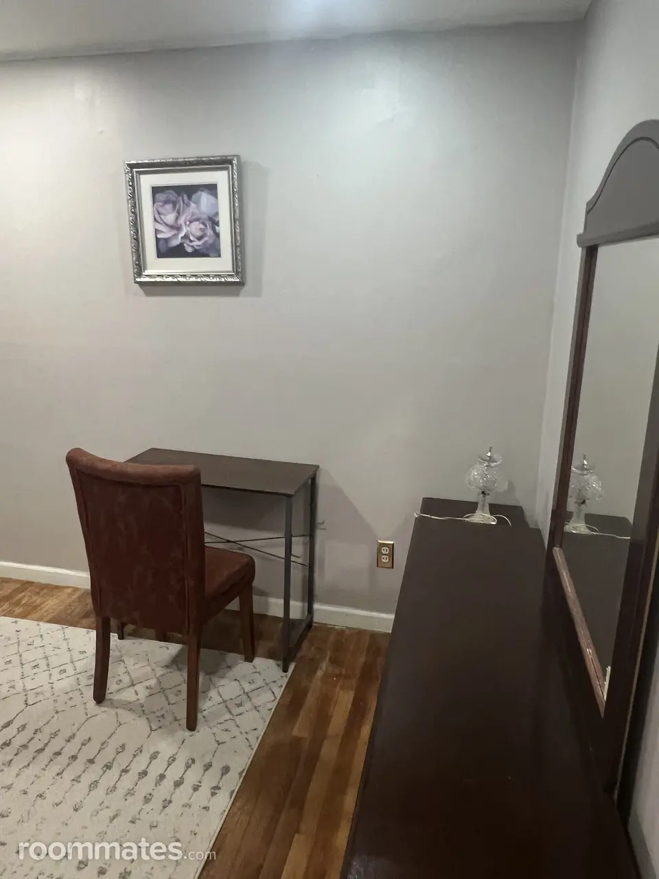 Profile photo 3 of 6