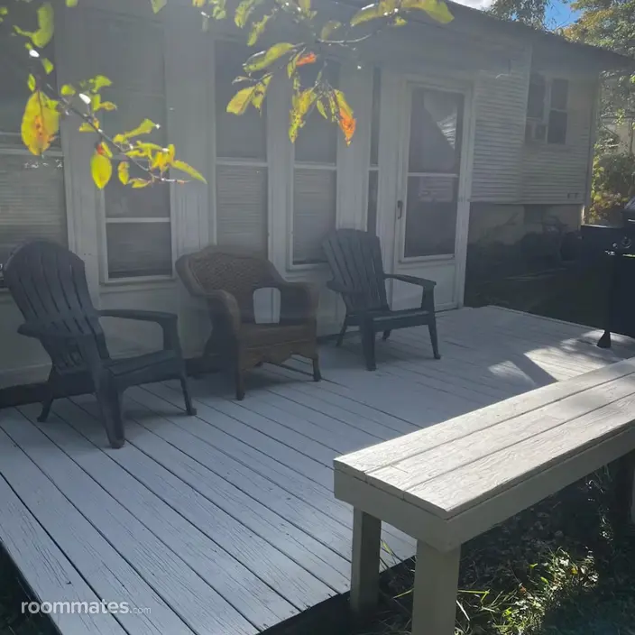 Room for rent in West Hartford, CT $1500, house
