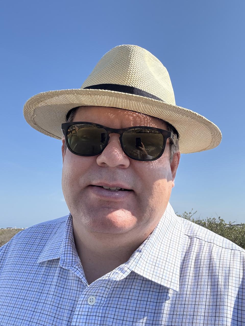 Profile photo 1 of 6