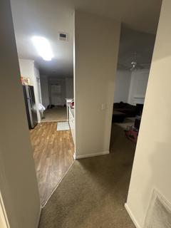 Room for rent in Overland Park, KS $600, apartment