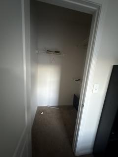 Room for rent in Overland Park, KS $600, apartment