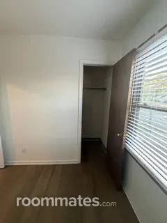 Room for rent in Norfolk, VA $675, house