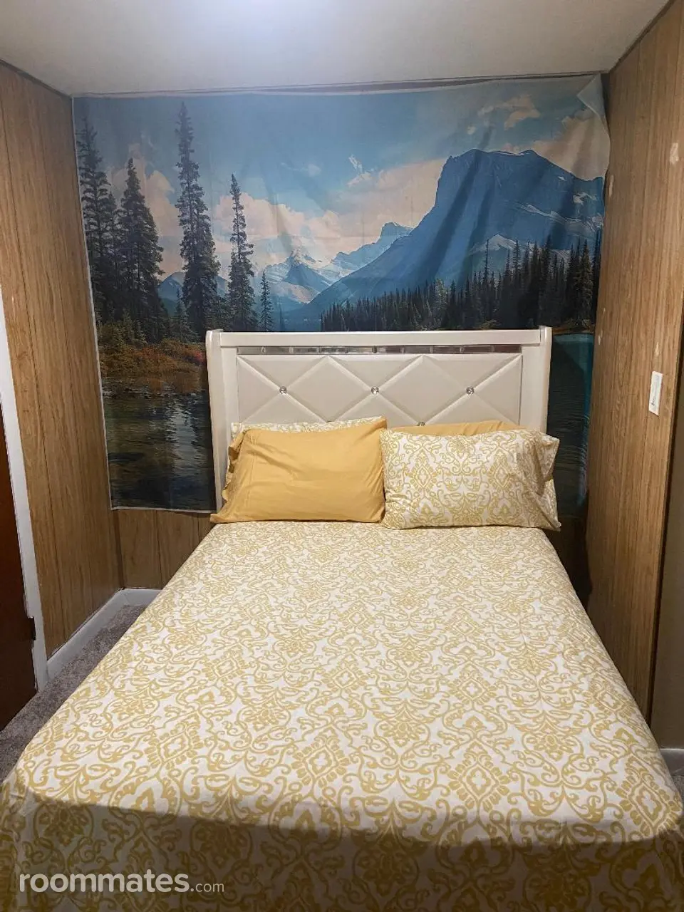 Profile photo 1 of 10