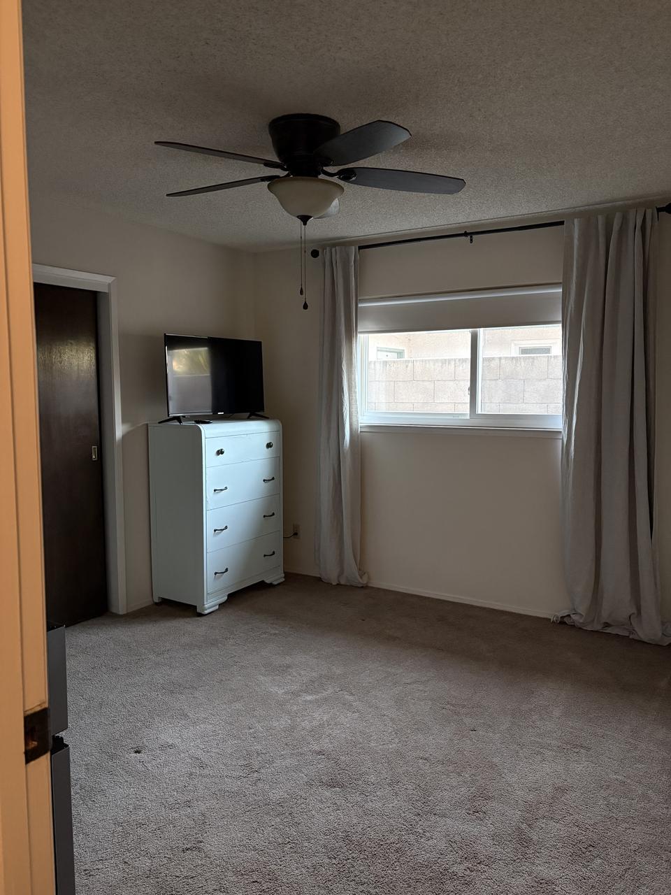 Profile photo 2 of 4