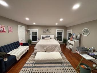 Room for rent in Newport, RI $1700, townhouse