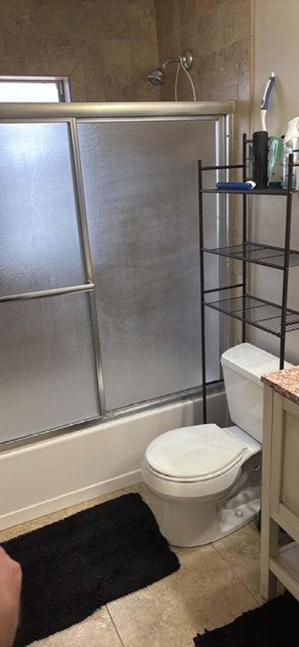 Profile photo 5 of 10