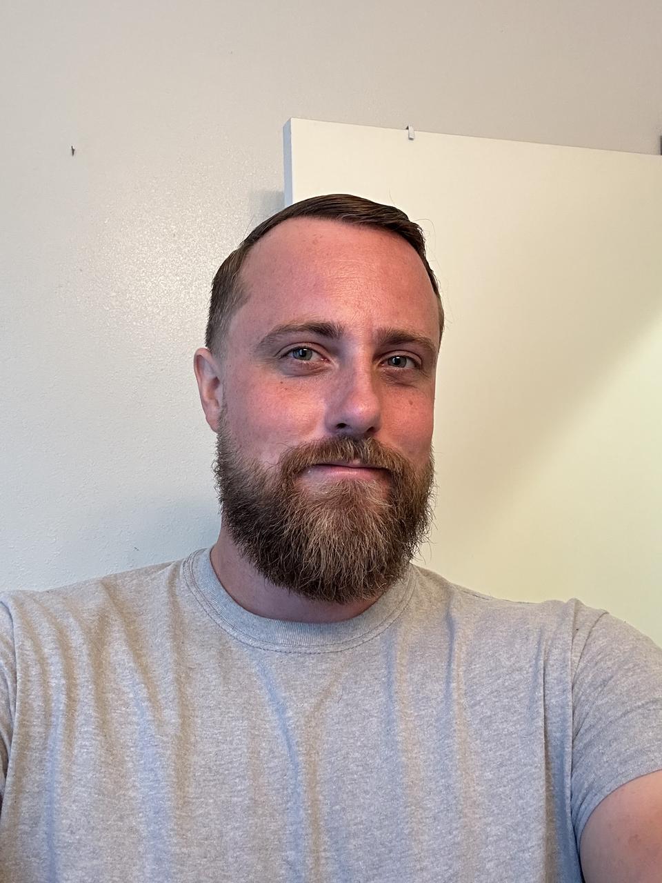 Profile photo 1 of 1