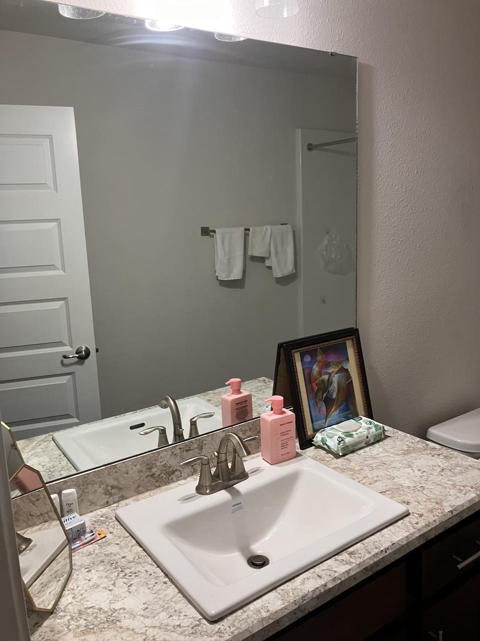 Profile photo 7 of 8