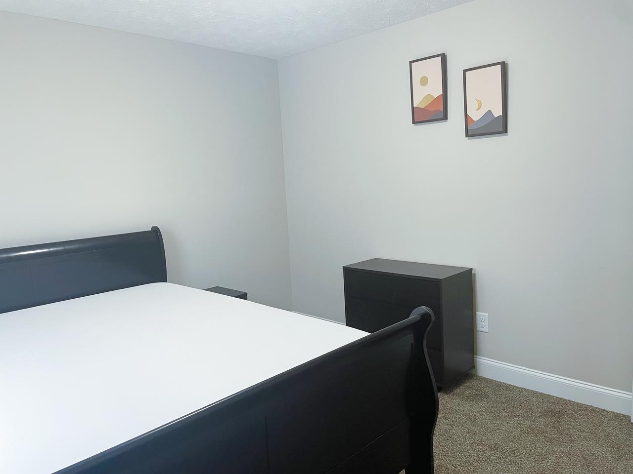 Profile photo 8 of 11