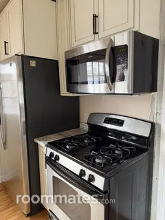 Room for rent in Arlington Heights, IL $800, house