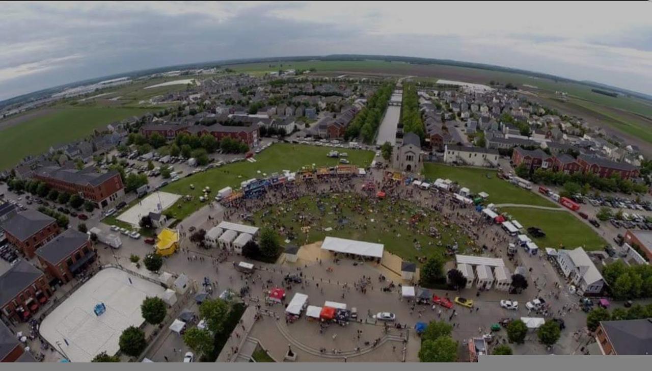 Profile photo 3 of 10