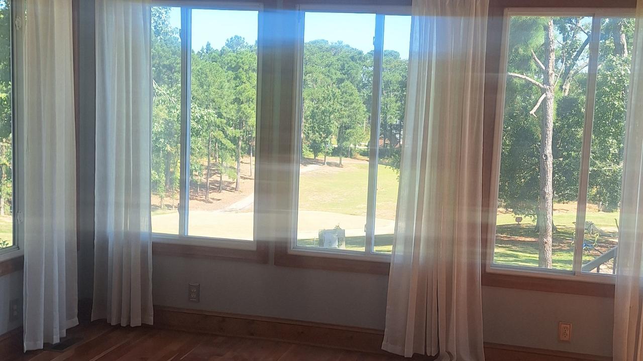 Profile photo 6 of 11