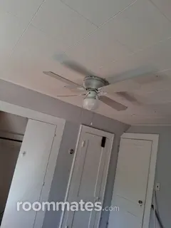 Room for rent in Naugatuck, CT $500, house