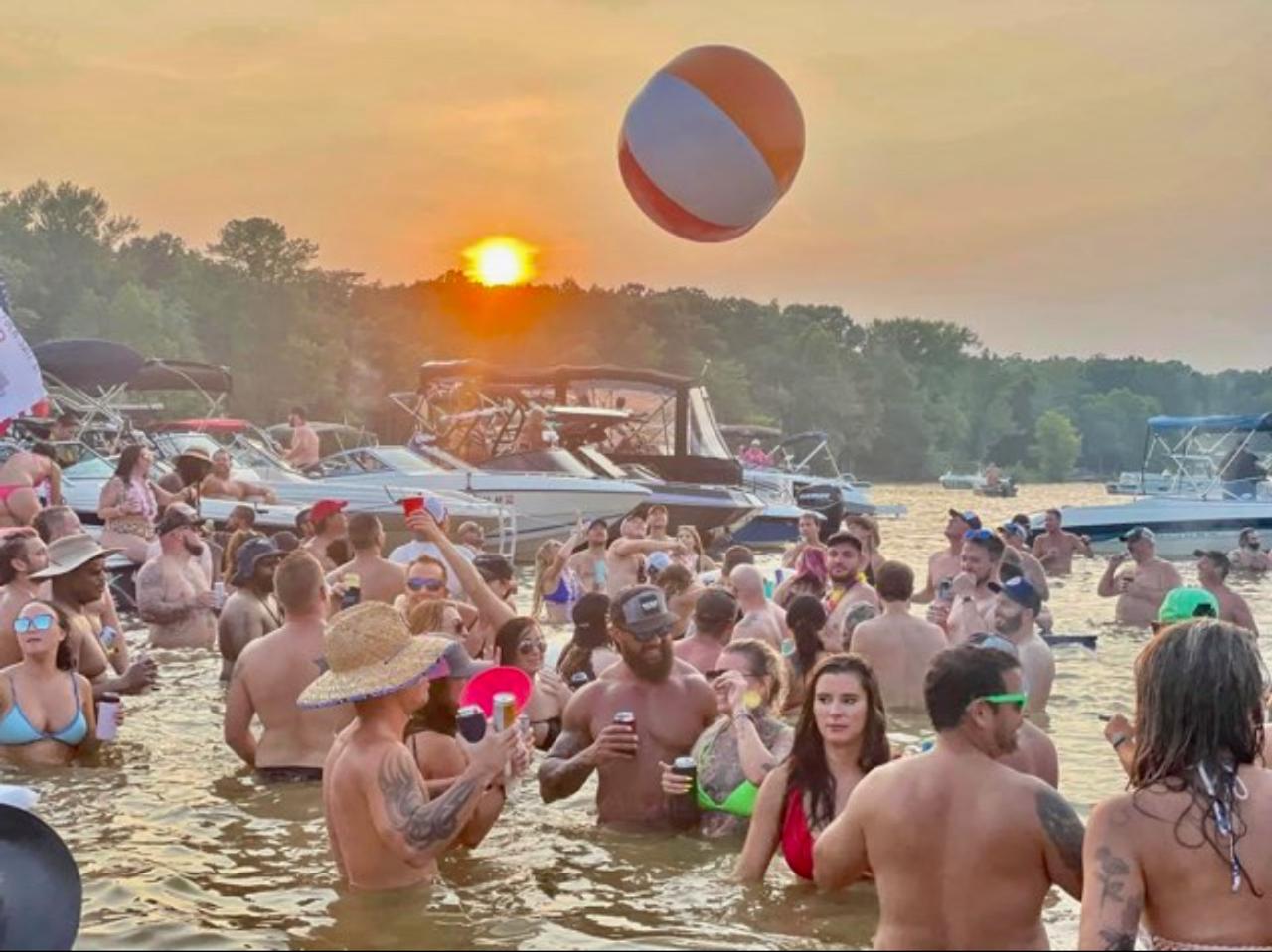 Profile photo 16 of 18