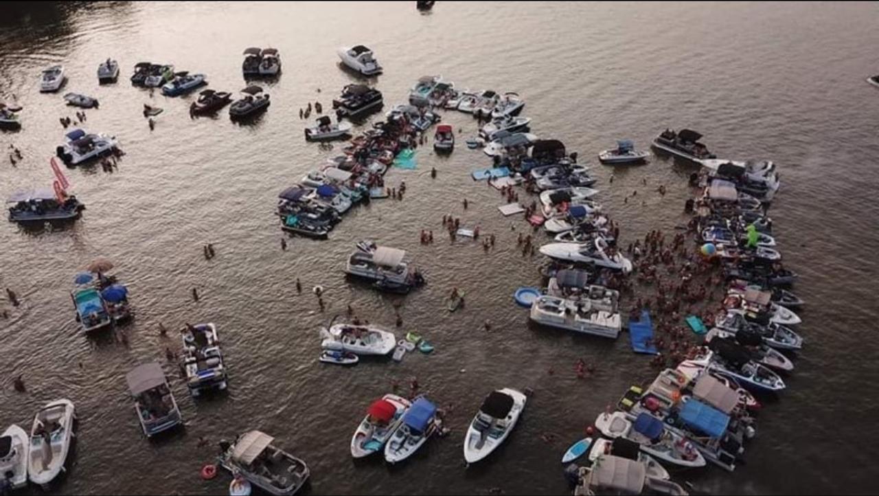 Profile photo 15 of 18