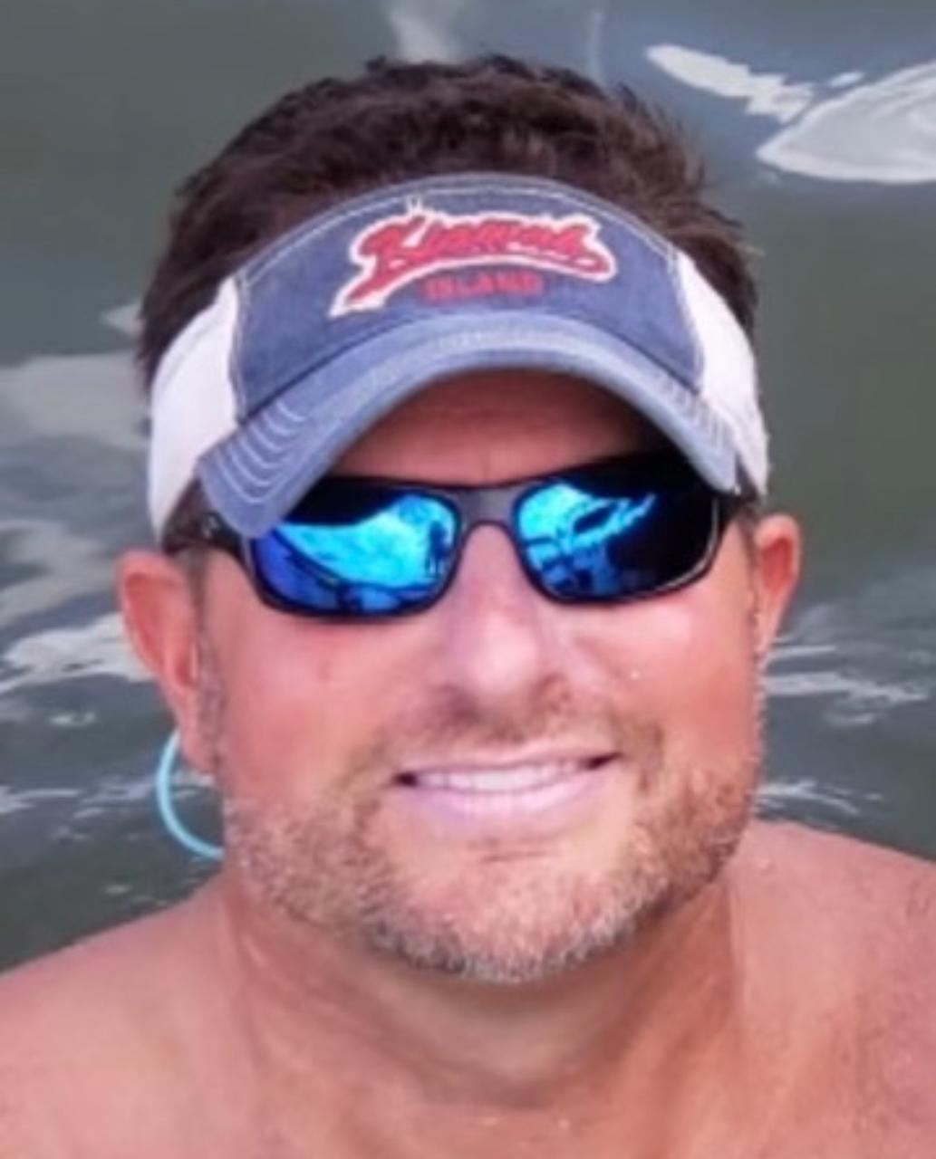 Profile photo 13 of 18