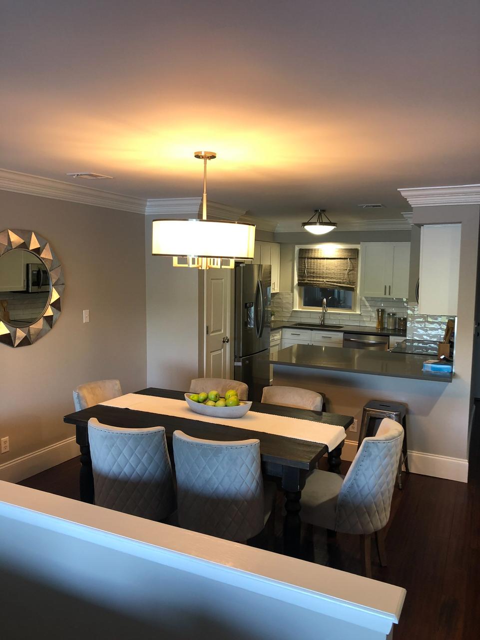 Profile photo 7 of 18