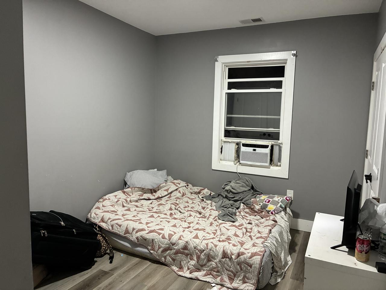 Profile photo 8 of 12