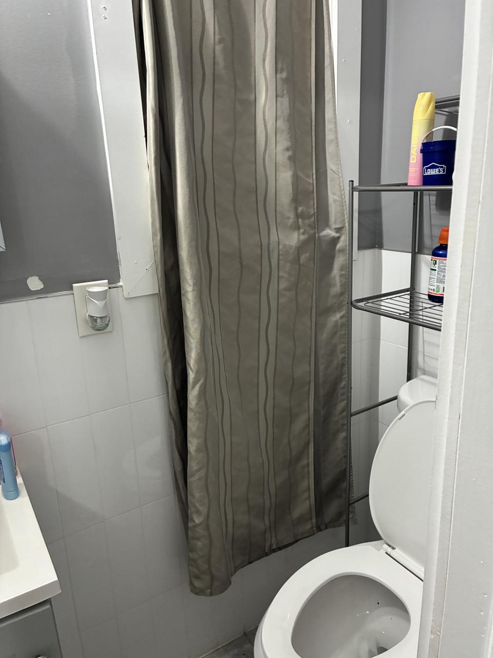 Profile photo 6 of 12