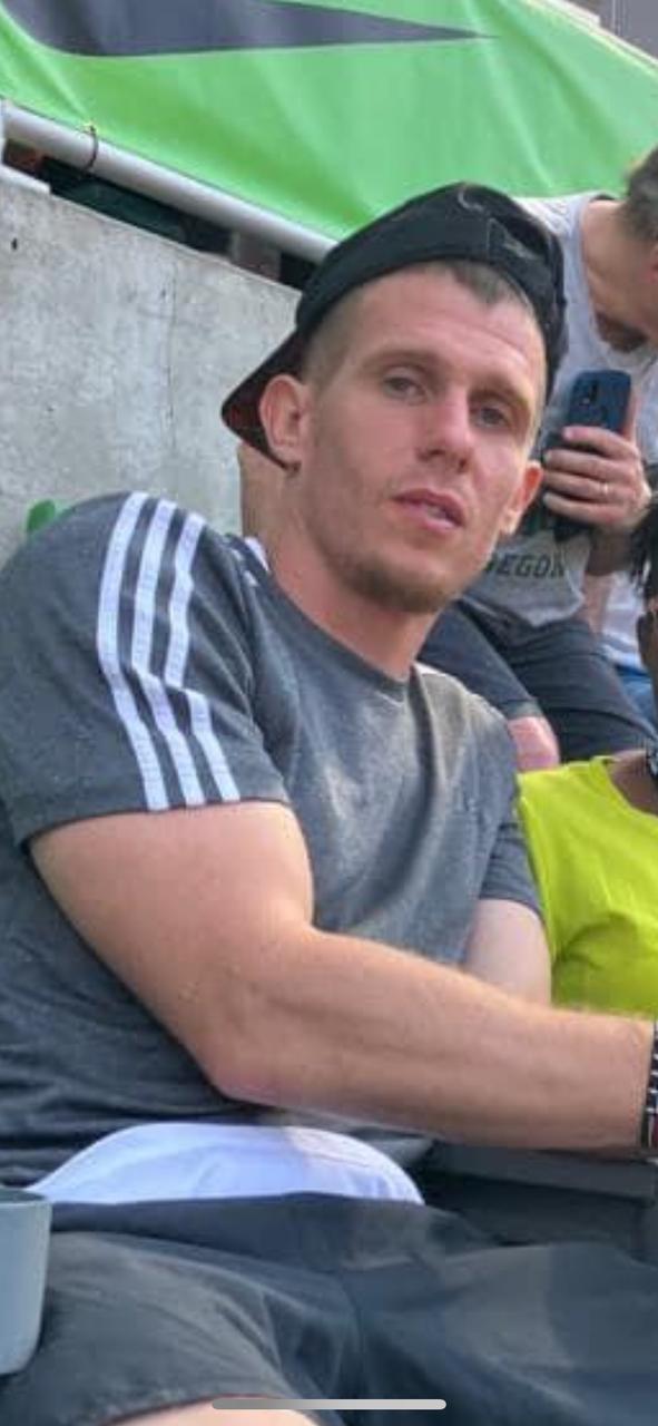 Profile photo 1 of 1